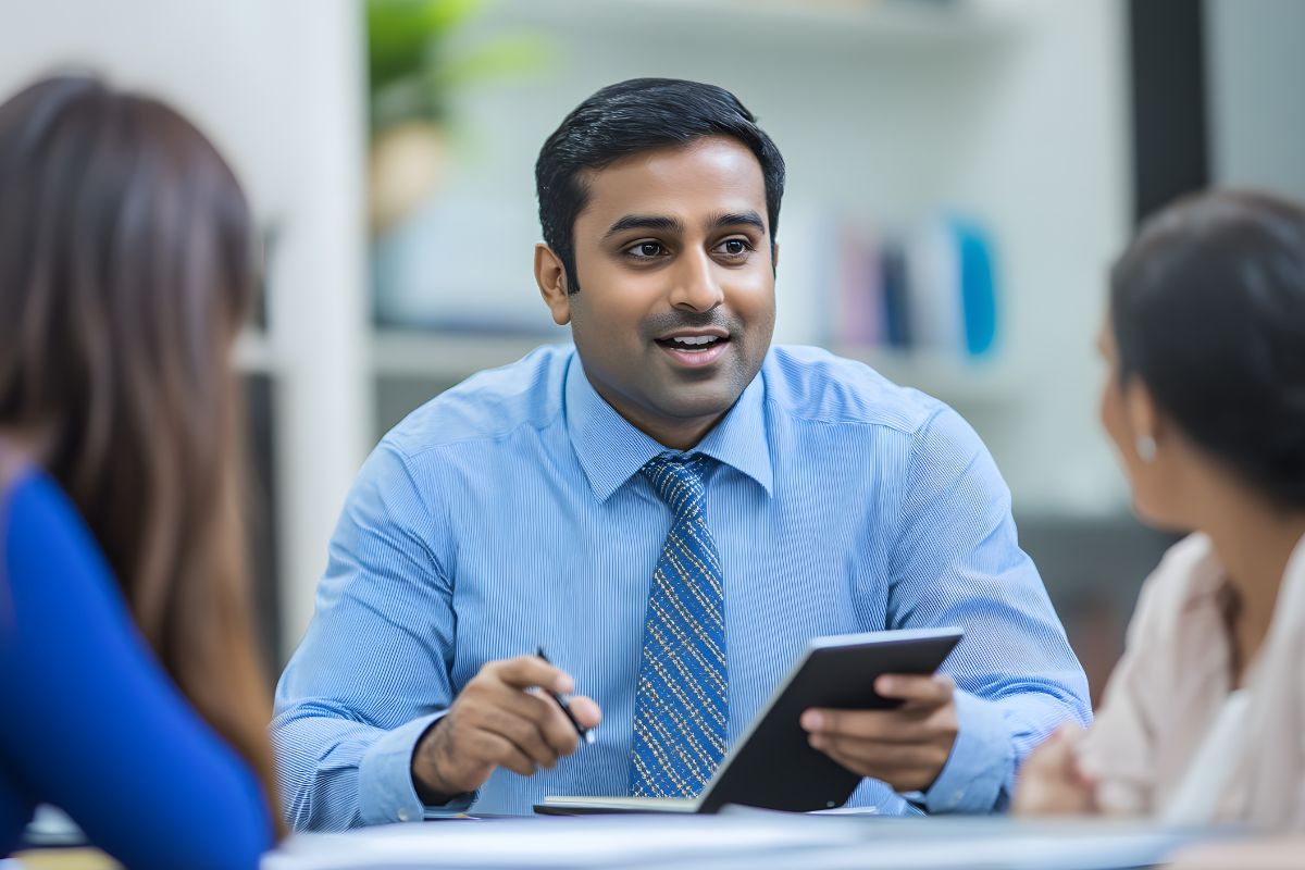 A career consultant in kolkata is comunicating with students regarding career opportunities